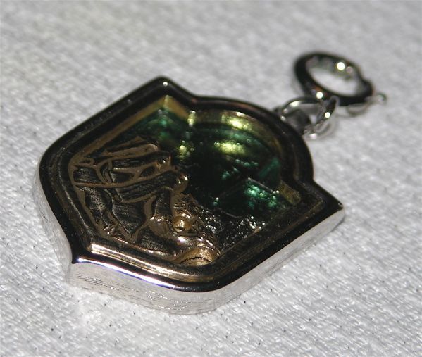 Sarah Coventry 1978 Limited Edition Wise Men Nativity Scene Charm Sarah Coventry 1978 Limited Edition Wise Men Nativity Scene Charm