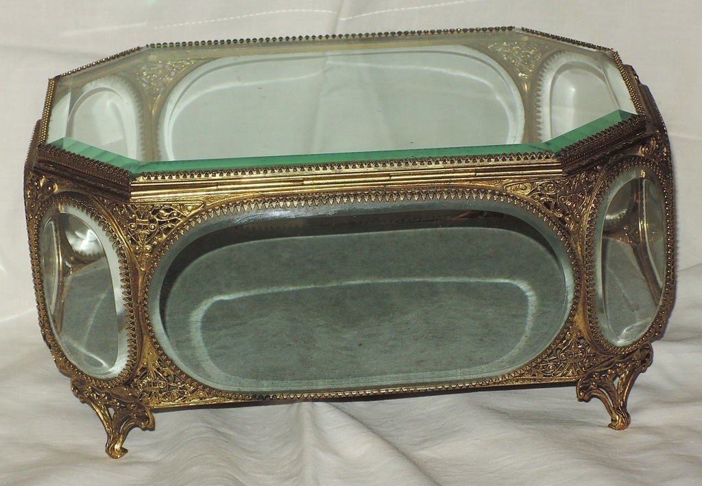 Large Antique 19th Century French Jewelry Casket ~ 9.5" X 6.5" Large Antique 19th Century French Jewelry Casket ~ 9.5" X 6.5"