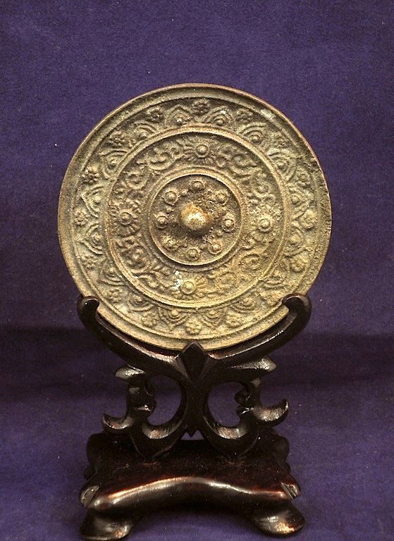 antique chinese mirror