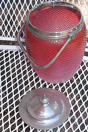 Antique Cranberry Art Glass Biscuit Jar Quilted English Stunning Antique Cranberry Art Glass Biscuit Jar Quilted English Stunning