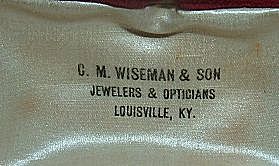 Antique 10kt Gold Cufflinks in Original Box Beautifully Engraved Men's or Woman Antique 10kt Gold Cufflinks in Original Box Beautifully Engraved Men's or Woman