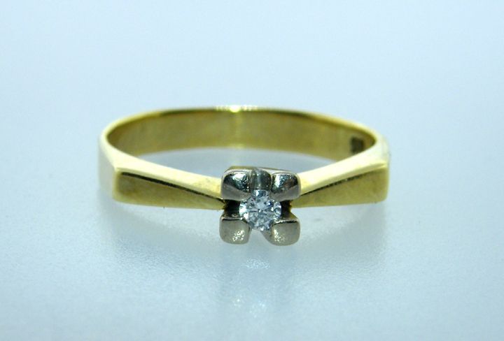 Estate 14K Yellow White Gold Diamond Engagement Friendship Ring Estate 14K Yellow White Gold Diamond Engagement Friendship Ring