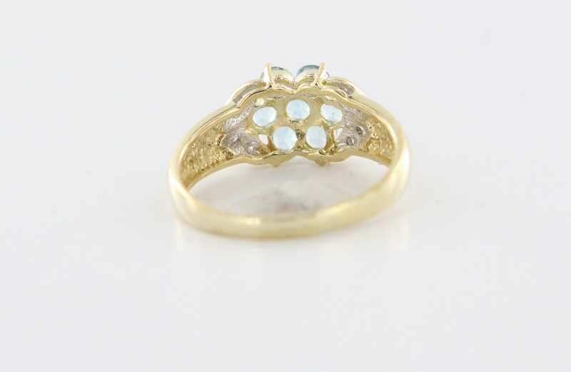 Estate 14K Gold Diamond Blue Topaz Flower Ring Fine Gemstone Jewelry Estate 14K Gold Diamond Blue Topaz Flower Ring Fine Gemstone Jewelry