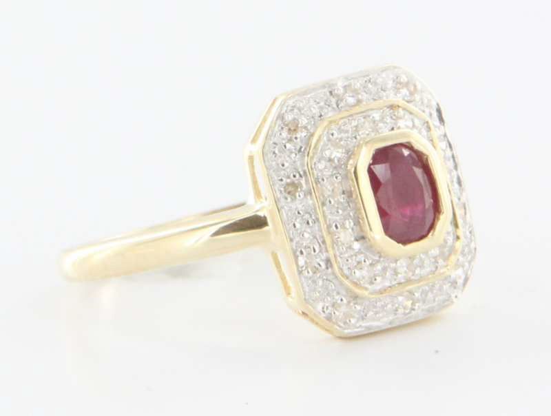 Estate 14K Yellow White Gold Ruby Diamond Cocktail Birthstone Ring Estate 14K Yellow White Gold Ruby Diamond Cocktail Birthstone Ring