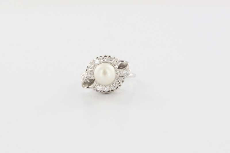 Art Deco 14K White Gold Cultured Pearl Diamond Cocktail Engagement Ring Art Deco 14K White Gold Cultured Pearl Diamond Cocktail Engagement Ring
