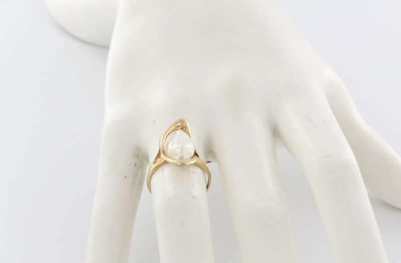 Vintage 14K Yellow Gold Cultured Baroque Pearl Ring Fine Estate Jewelry Vintage 14K Yellow Gold Cultured Baroque Pearl Ring Fine Estate Jewelry