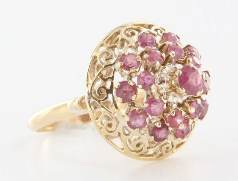 Art Nouveau 14K Yellow Gold Ruby Ballerina Ring Cocktail Cluster Estate Jewelry Art Nouveau 14K Yellow Gold Ruby Ballerina Ring Cocktail Cluster Estate Jewelry