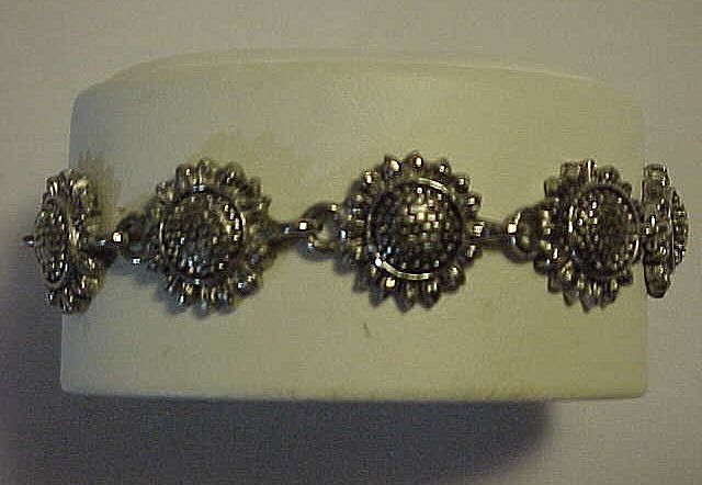 Sterling Silver Long Link Bracelet Sunflowers Sterling Silver Long Link Bracelet Sunflowers