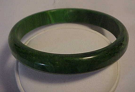 Green Marble Bakelite Bangle Bracelet Green Marble Bakelite Bangle Bracelet