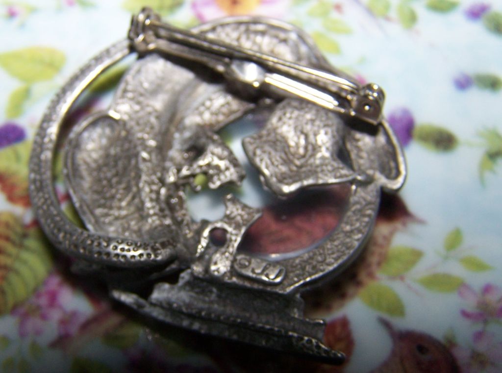 Vintage J.J. Jonette Kitty Cat Fish Bowl Pin / Brooch Vintage J.J. Jonette Kitty Cat Fish Bowl Pin / Brooch