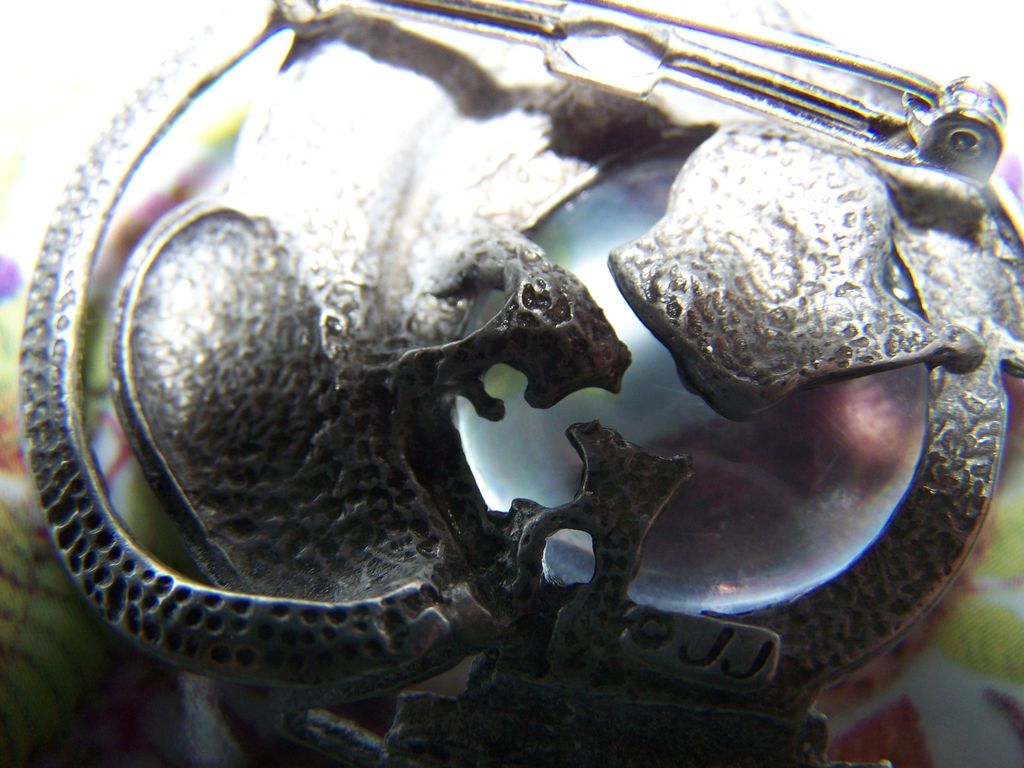 Vintage J.J. Jonette Kitty Cat Fish Bowl Pin / Brooch Vintage J.J. Jonette Kitty Cat Fish Bowl Pin / Brooch
