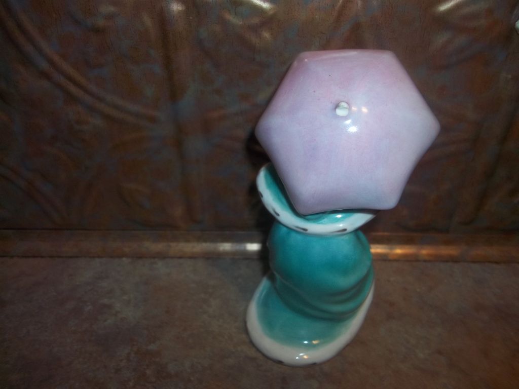 Vintage Miss Muffet Royal Doulton Figurine AS IS Vintage Miss Muffet Royal Doulton Figurine AS IS