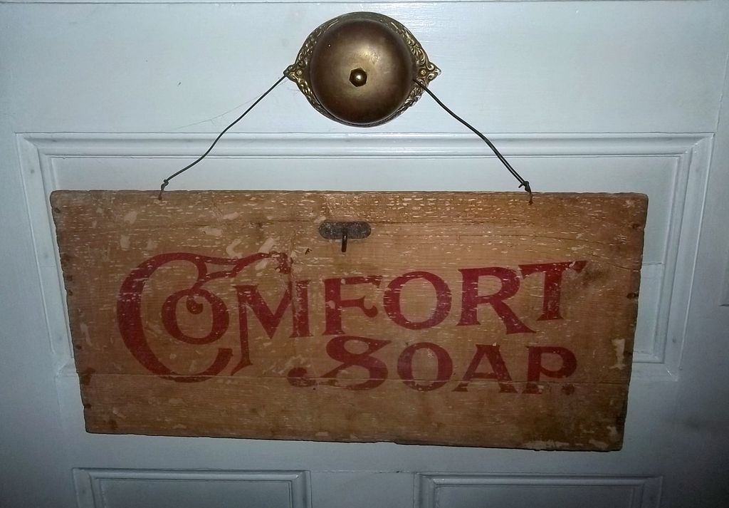 Vintage Advertising Soap Crate Sign For COMFORT SOAP Vintage Advertising Soap Crate Sign For COMFORT SOAP