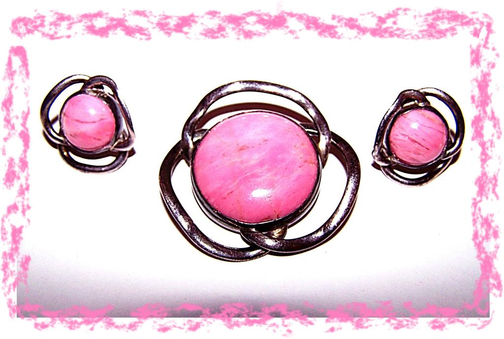 Pretty In Pink Modernist Real Gem Stone Demi-Parure Pretty In Pink Modernist Real Gem Stone Demi-Parure