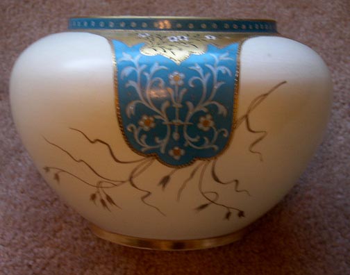 Stunning Large Royal Bonn Aesthetic Period Hand Painted Vase 22k Stunning Large Royal Bonn Aesthetic Period Hand Painted Vase 22k