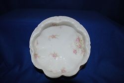 Haviland & Co.- Limoges France Gravy Boat with Attached Under Plate Haviland & Co.- Limoges France Gravy Boat with Attached Under Plate