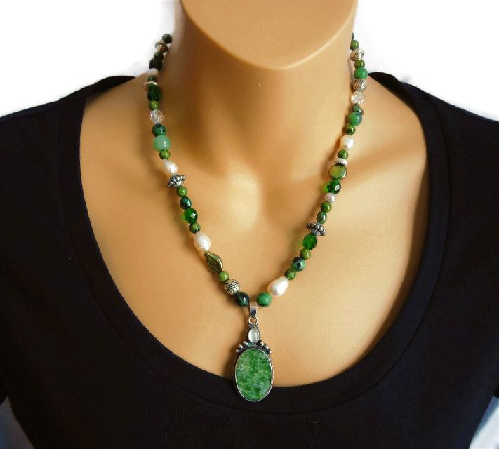 Jasper & Cat's Eye Necklace - Sterling silver - Beaded Pearls, Stone - InVintageHeaven Jasper & Cat's Eye Necklace - Sterling silver - Beaded Pearls, Stone - InVintageHeaven