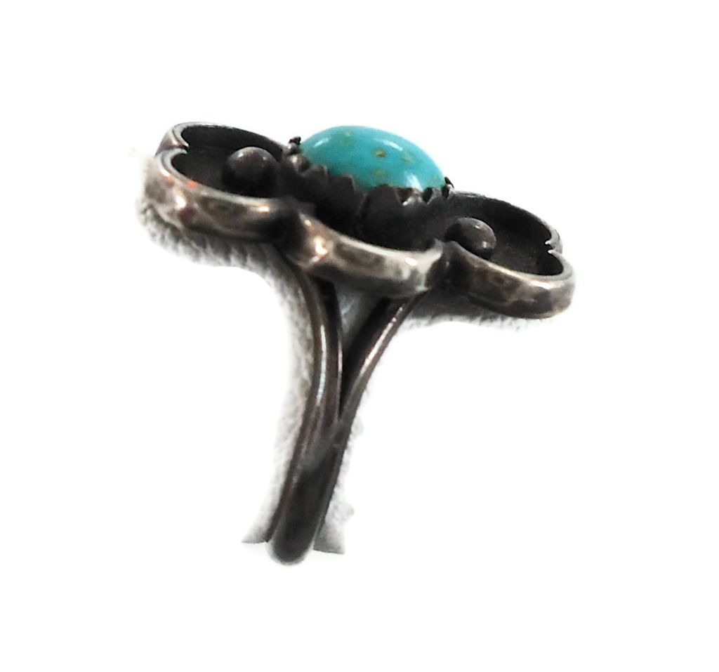 Turquoise Sterling Silver Ring - Vintage Navajo Old Pawn - Size 4.5 - InVintageHeaven Turquoise Sterling Silver Ring - Vintage Navajo Old Pawn - Size 4.5 - InVintageHeaven