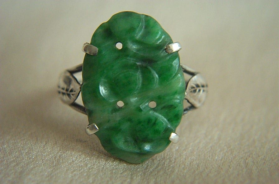 Fabulous Sterling Antique Carved Jadeite Jade Ring Size 6 1/2 from