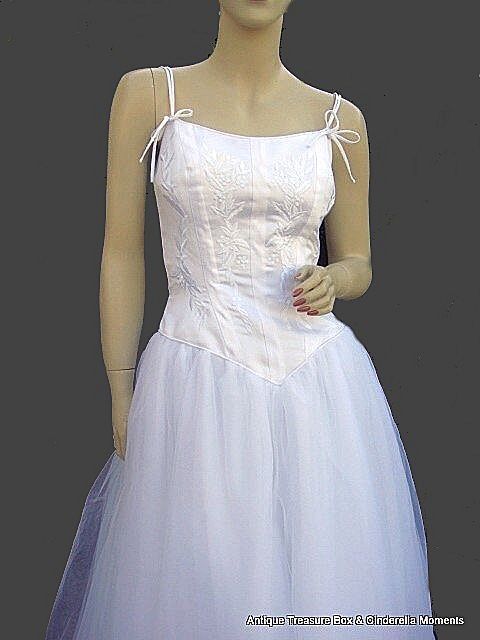 Vintage White Corset Ballerina Style Wedding Gown