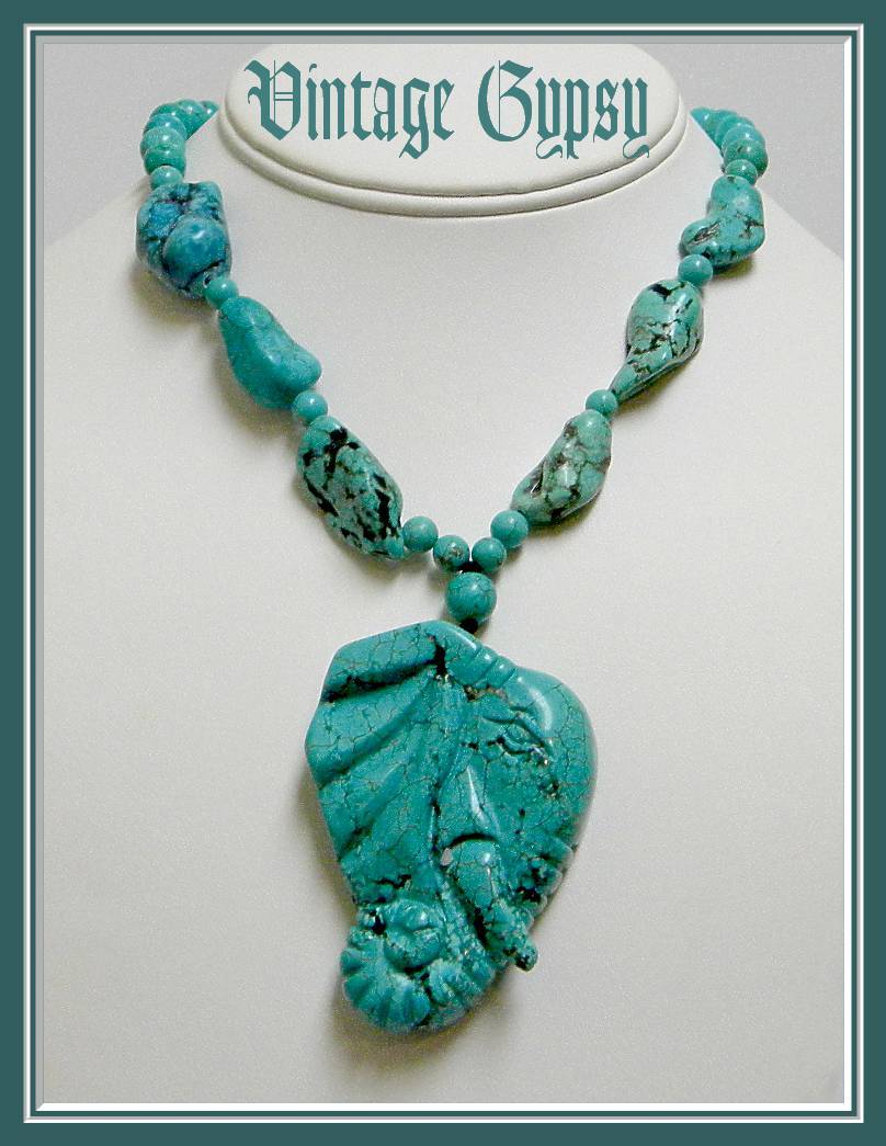 1970's Hand Carved Turquoise Elephant Necklace 1970's Hand Carved Turquoise Elephant Necklace