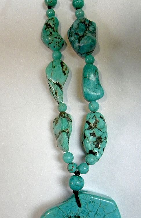1970's Hand Carved Turquoise Elephant Necklace 1970's Hand Carved Turquoise Elephant Necklace