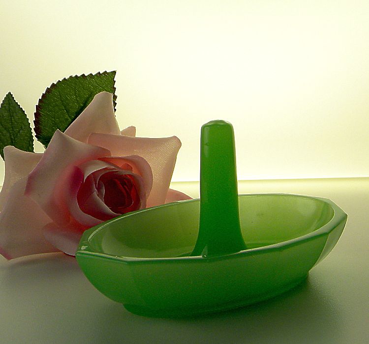 Green Opaline Uranium Glass Marked Vintage Ring Holder Green Opaline Uranium Glass Marked Vintage Ring Holder