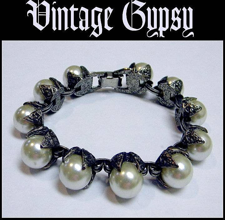 Vintage Bracelet & Earring Set with Huge Faux Pearls Vintage Bracelet & Earring Set with Huge Faux Pearls