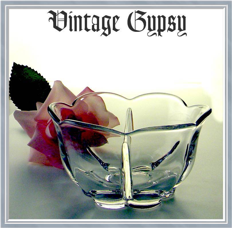 Duncan Miller Elegant Glass Twin Bowl Salad Dressing Set Duncan Miller Elegant Glass Twin Bowl Salad Dressing Set