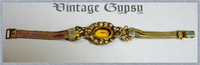 Vintage Eye-Catching Amber Glass & Rhinestone Bracelet Vintage Eye-Catching Amber Glass & Rhinestone Bracelet