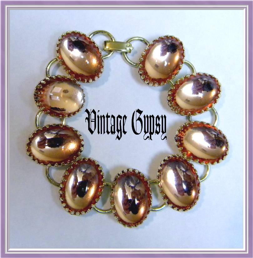 Pretty Peach Colored Cabochons Bracelet Pretty Peach Colored Cabochons Bracelet