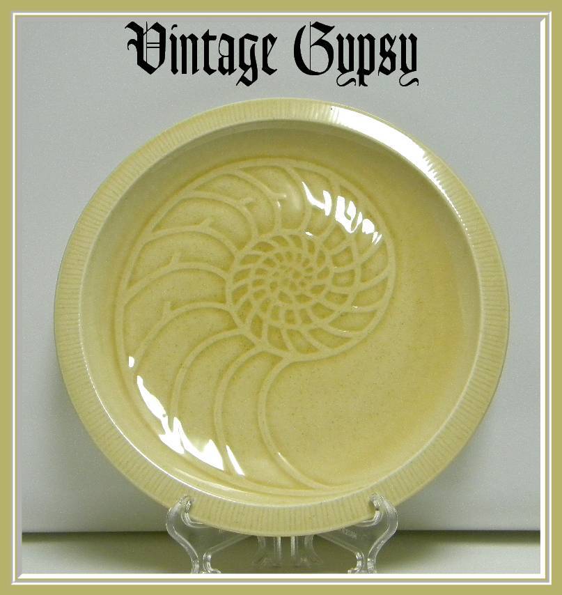 Franciscan China "Nautilus" Plate from the "Sea Sculpture" Line Franciscan China "Nautilus" Plate from the "Sea Sculpture" Line