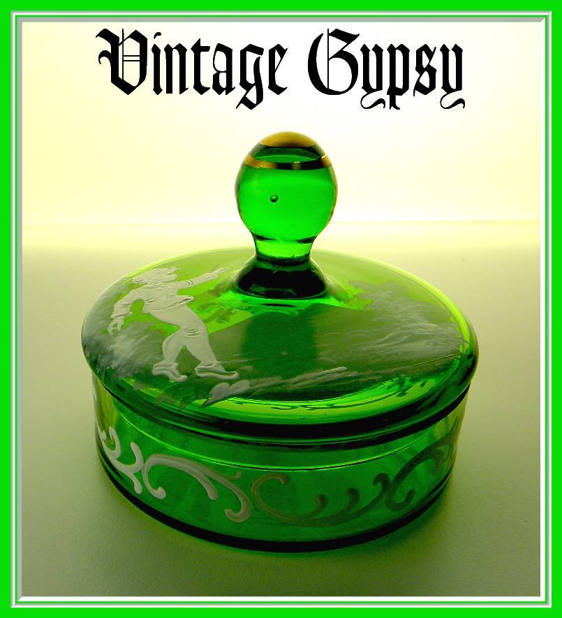 Vintage Mary Gregory Blown Green Glass Covered Powder Box Vintage Mary Gregory Blown Green Glass Covered Powder Box