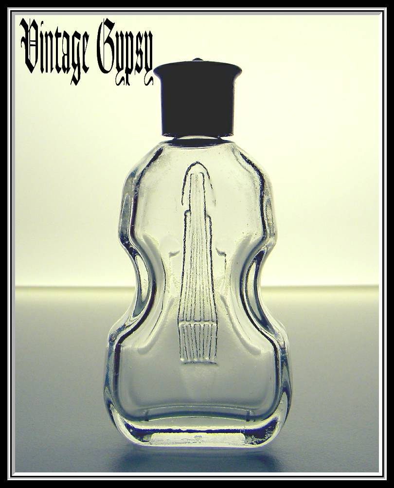 Set of Two Vintage Mini Scent Perfume Bottles Set of Two Vintage Mini Scent Perfume Bottles