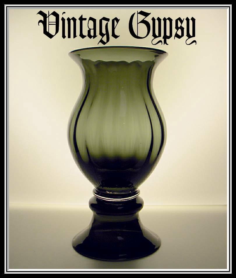 Vintage Vase or Candle Holder Inner-Optical Pattern Vintage Vase or Candle Holder Inner-Optical Pattern
