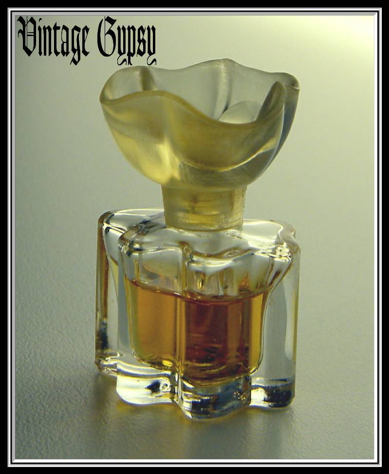 1977 Oscar De La Renta Miniature Scent Bottle 1977 Oscar De La Renta Miniature Scent Bottle
