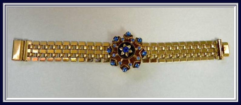 1950's Blue Rhinestone Vintage Bracelet 1950's Blue Rhinestone Vintage Bracelet