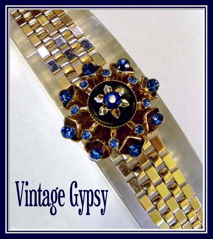 1950's Blue Rhinestone Vintage Bracelet 1950's Blue Rhinestone Vintage Bracelet