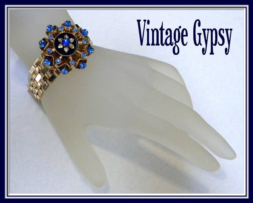 1950's Blue Rhinestone Vintage Bracelet 1950's Blue Rhinestone Vintage Bracelet