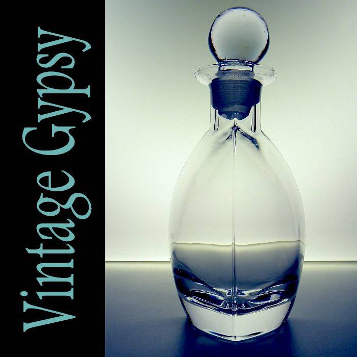 Fine Vintage Crystal Scent Bottle Fine Vintage Crystal Scent Bottle
