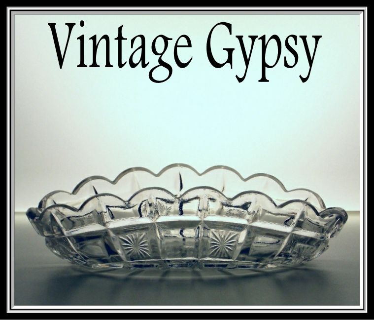 Tarentum Glass Calling Card Dish "Verona", c. 1910 Tarentum Glass Calling Card Dish "Verona", c. 1910