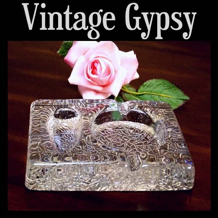 Heavy Vintage Art Glass Pipe Smoker's Ashtray Heavy Vintage Art Glass Pipe Smoker's Ashtray