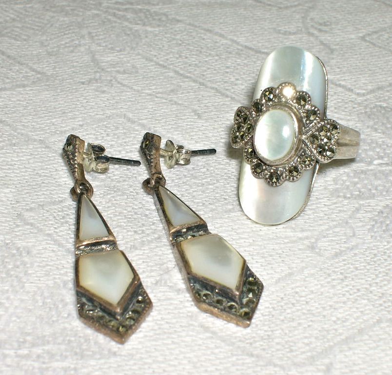 Elegant Art Deco Mother of Pearl Marcasite Sterling Silver Demi Parure Ring Dangle Earrings Elegant Art Deco Mother of Pearl Marcasite Sterling Silver Demi Parure Ring Dangle Earrings