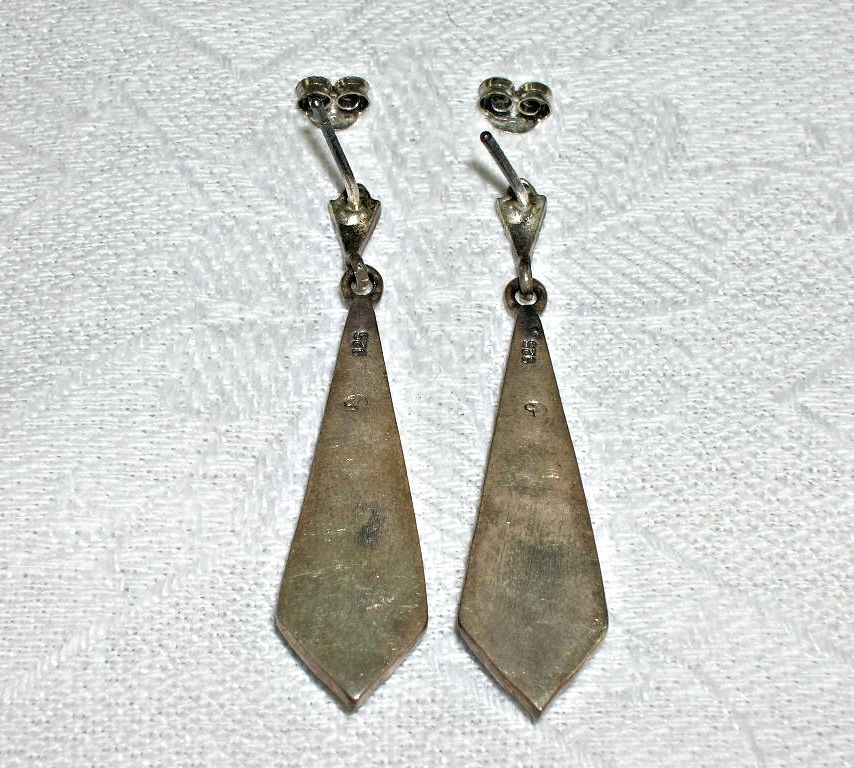Elegant Art Deco Mother of Pearl Marcasite Sterling Silver Demi Parure Ring Dangle Earrings Elegant Art Deco Mother of Pearl Marcasite Sterling Silver Demi Parure Ring Dangle Earrings