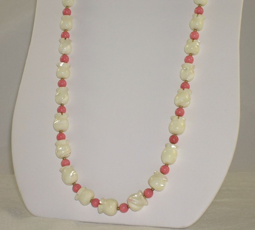 Long MOP Single Strand Necklace Pink Glass & Gold Tone Beads Long MOP Single Strand Necklace Pink Glass & Gold Tone Beads