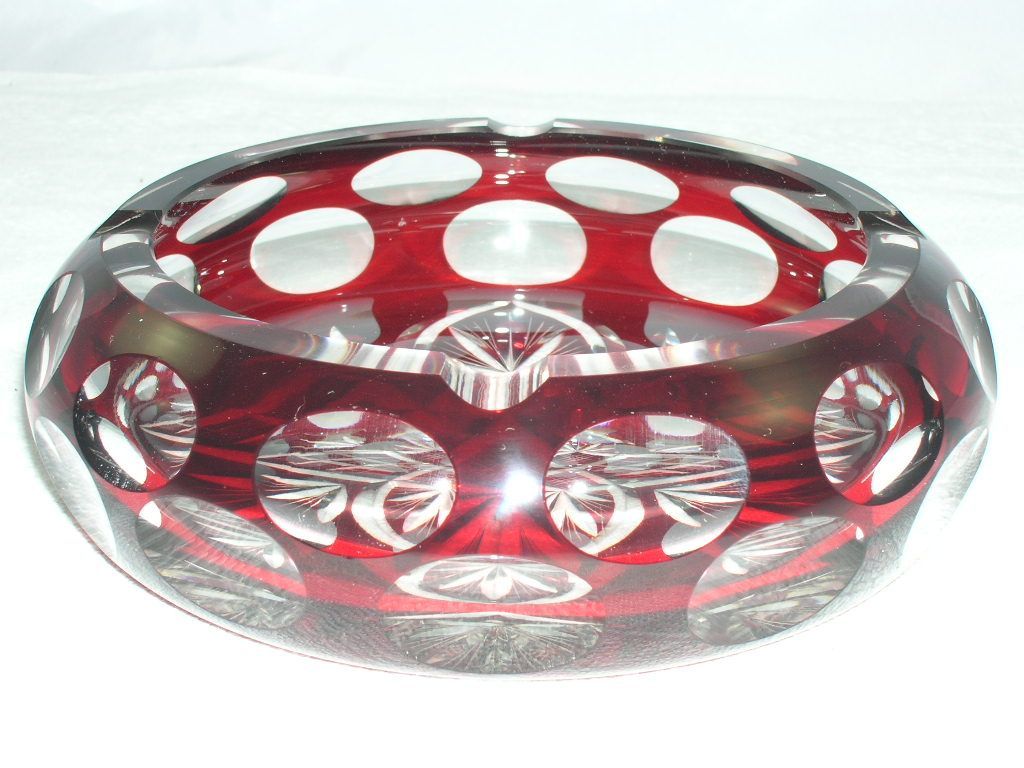 Gorgeous Ruby Red Cut To Clear Glass Ashtray Geometric Designs Gorgeous Ruby Red Cut To Clear Glass Ashtray Geometric Designs