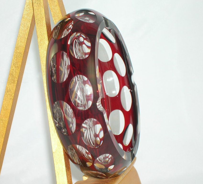 Gorgeous Ruby Red Cut To Clear Glass Ashtray Geometric Designs Gorgeous Ruby Red Cut To Clear Glass Ashtray Geometric Designs
