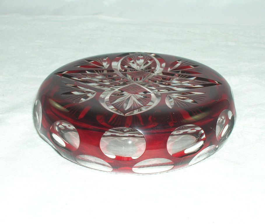 Gorgeous Ruby Red Cut To Clear Glass Ashtray Geometric Designs Gorgeous Ruby Red Cut To Clear Glass Ashtray Geometric Designs