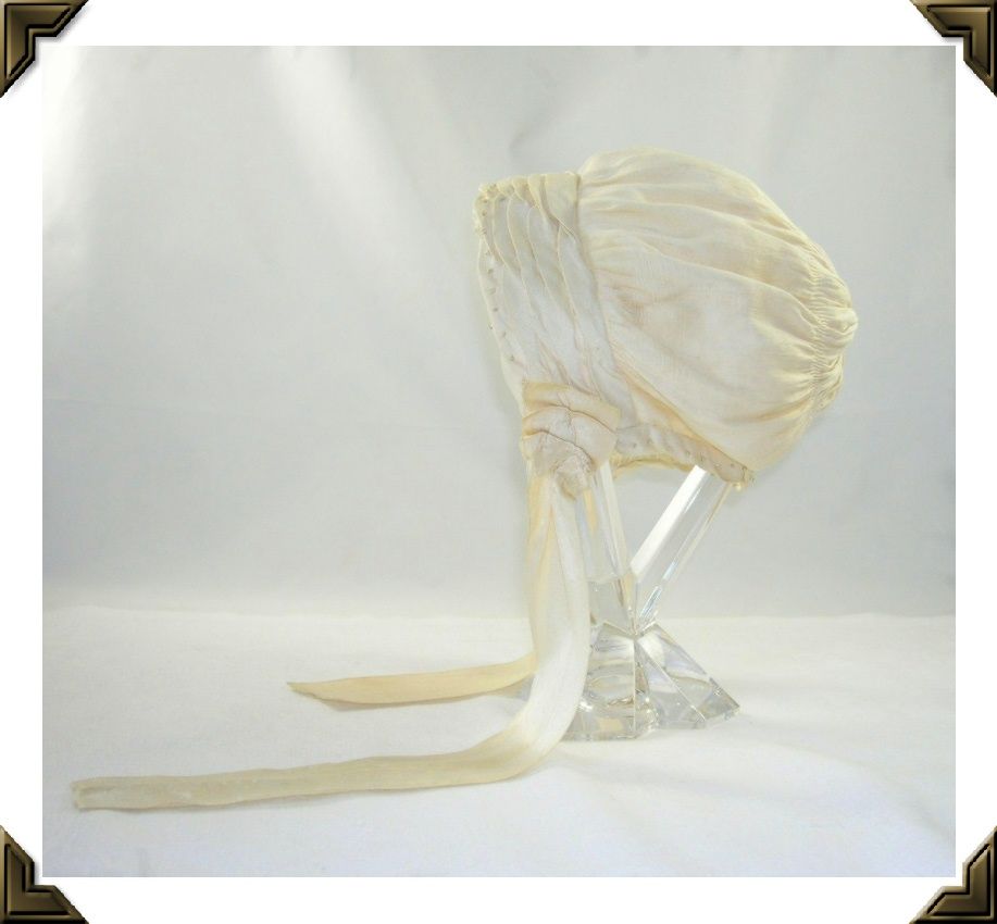 Endearing Hand Made Vintage Baby Doll Bonnet/Hat Endearing Hand Made Vintage Baby Doll Bonnet/Hat