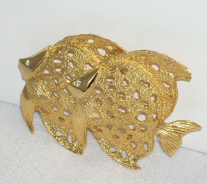 Vintage NOS Double Figural Angel Fish Pin Brooch Vintage NOS Double Figural Angel Fish Pin Brooch